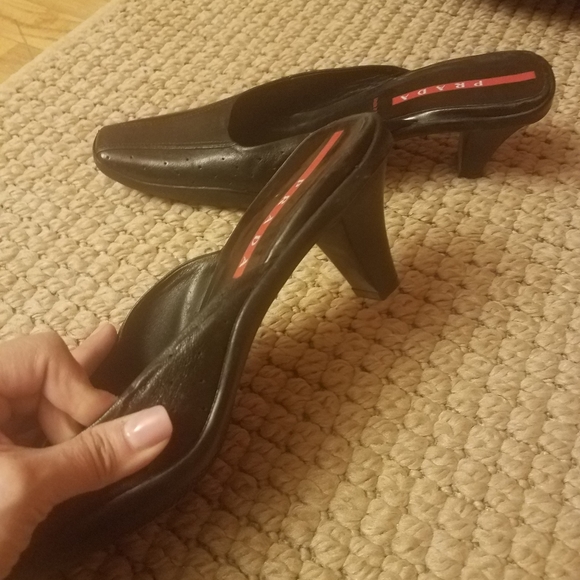 Authentic Prada 41 shoes - Picture 2 of 3